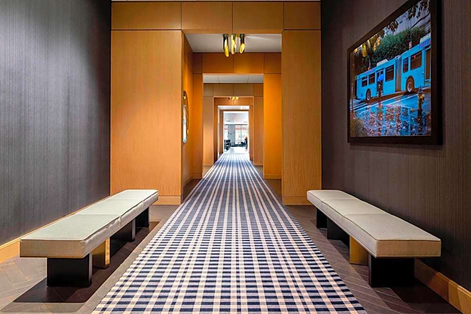 The Oaklander Hotel, Autograph Collection by Marriott