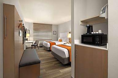 Queen Room with Two Queen Beds - Non-Smoking
