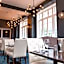 Redmont Hotel Birmingham, Curio Collection by Hilton
