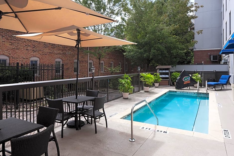 Hampton Inn & Suites Gainesville Downtown