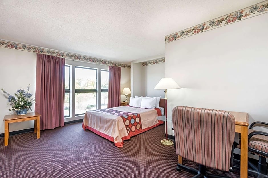 Super 8 by Wyndham Du Quoin
