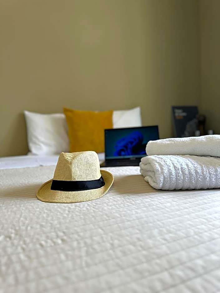 Ey Lisbon GuestHouse