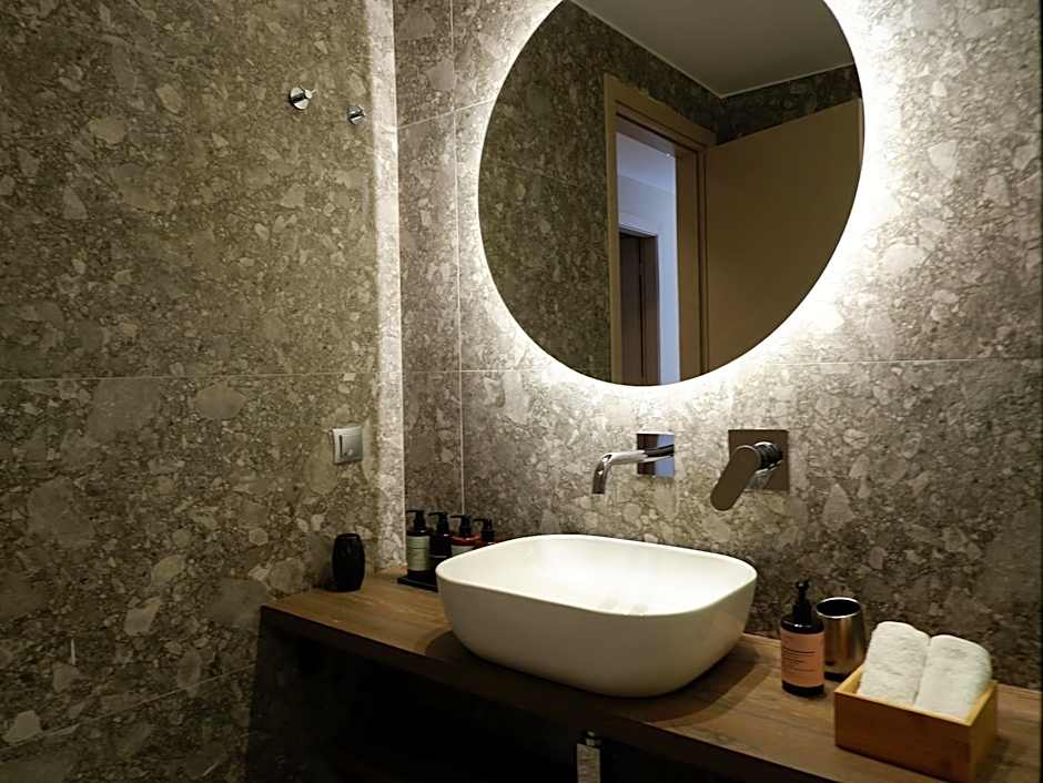 Kaiser Luxury Suites