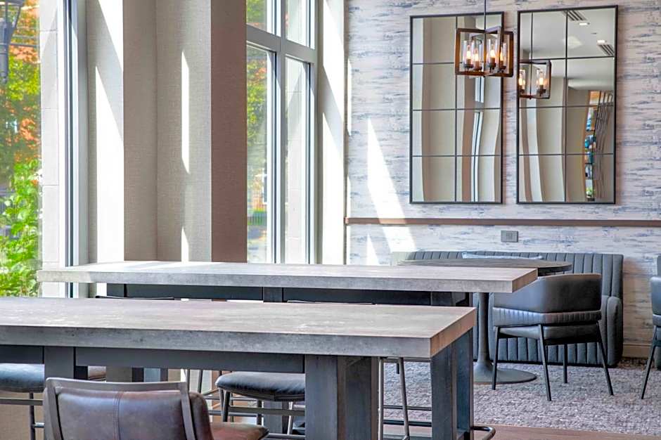 Homewood Suites By Hilton Boston Logan Airport Chelsea