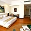 Sintesa Peninsula Hotel