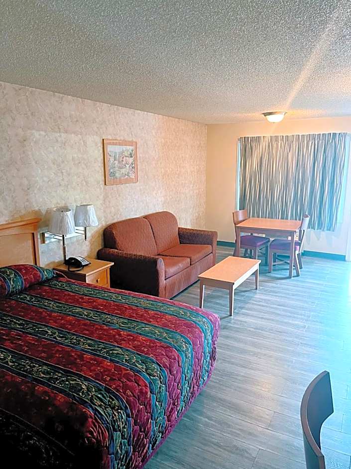 Western Inn Lakewood