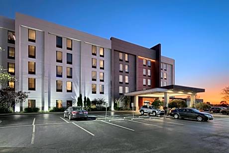 Hampton Inn Louisville-Northeast