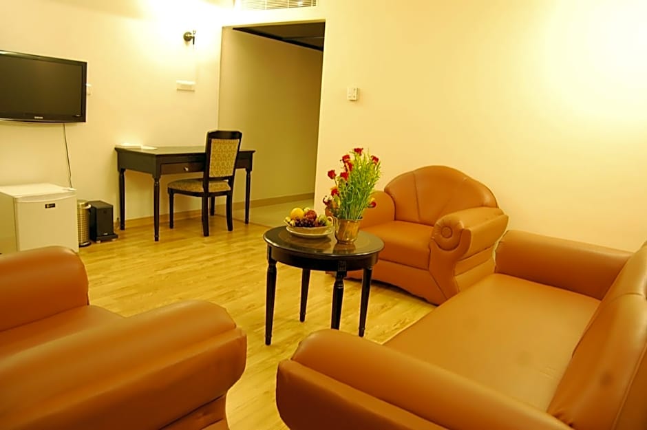 Photo 1 of 5 of Royal Suite