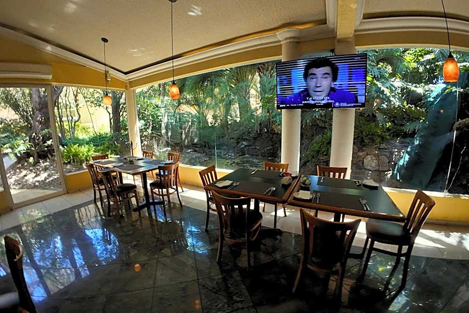 Hotel Real del Bosque Golf and Spa