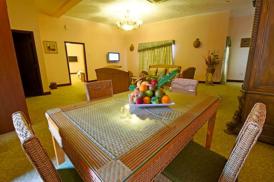 Imperial Royale Hotel