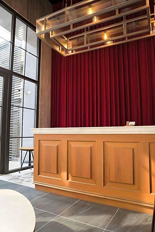 CHECK inn Express Taichung Yizhong