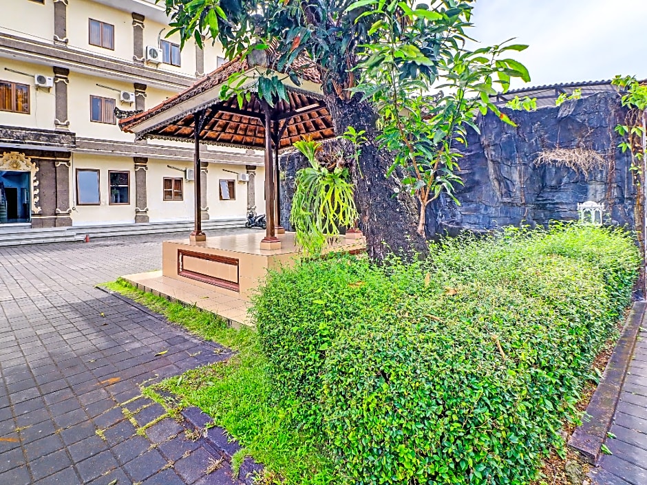 OYO 90067 Hotel Nuansa Indah