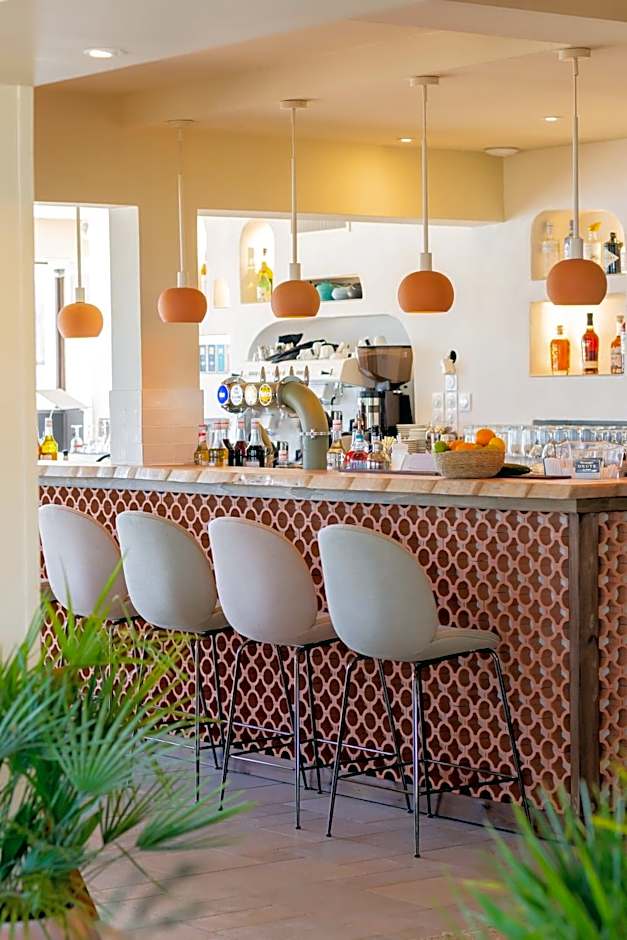 Casa Santini x Roc Seven