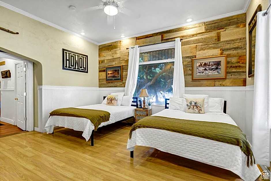 Monroe Inn