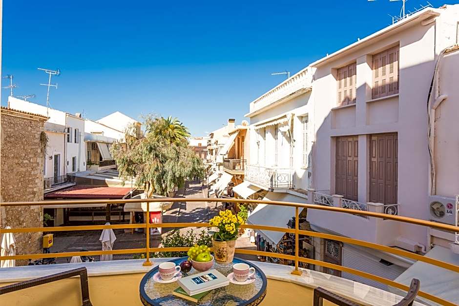 Polyxenia Suites
