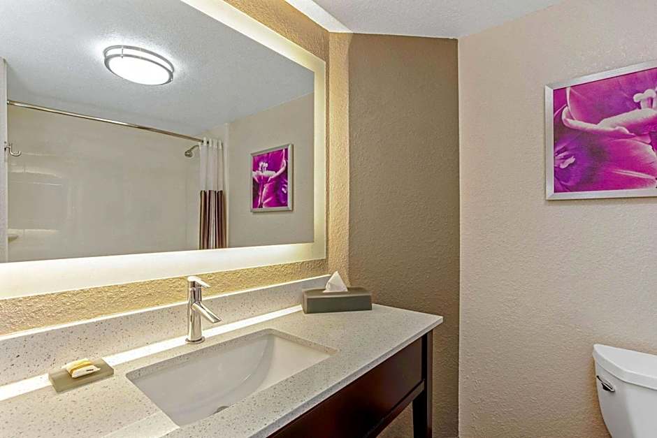 La Quinta Inn & Suites by Wyndham Panama City