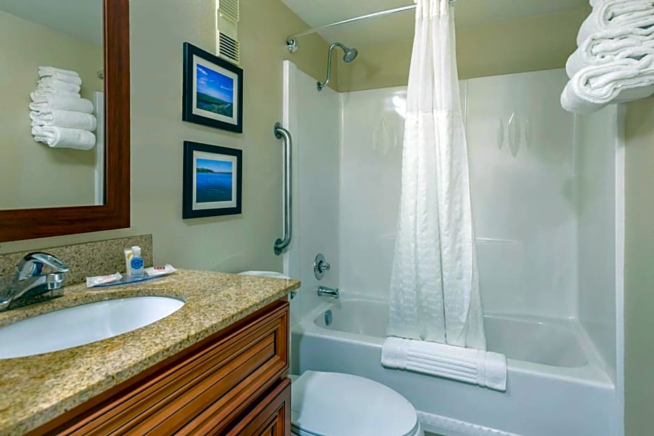 Comfort Inn & Suites Rochelle - DeKalb