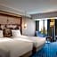 Renaissance by Marriott Izmir Hotel