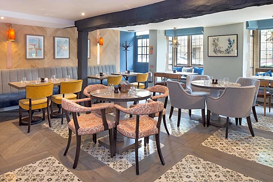 The Sheep on Sheep Street Hotel