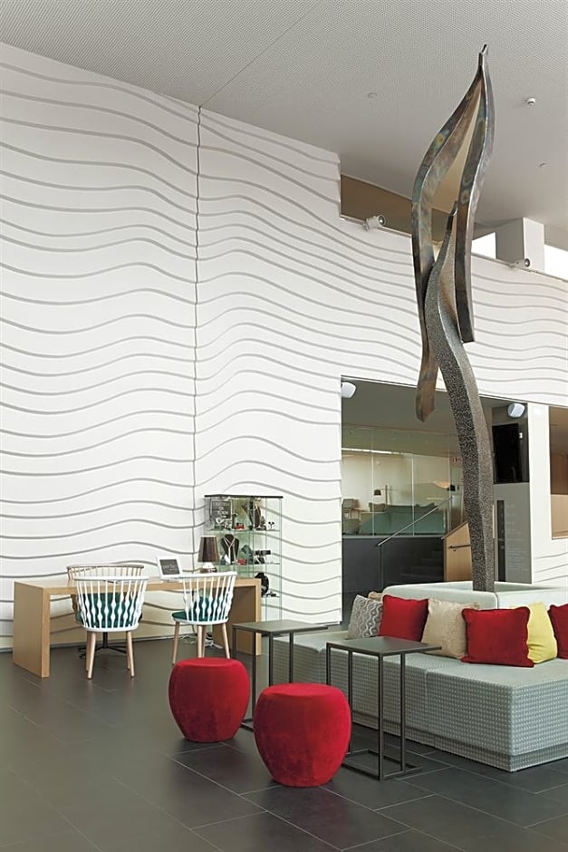 Atenea Port Barcelona Mataro