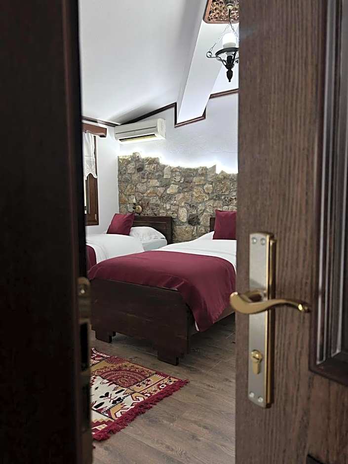 Photo 1 of 14 of Deluxe 2 Beds