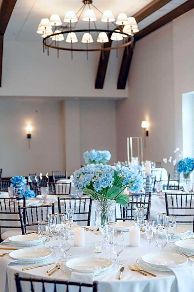 Hotel Canandaigua, Tapestry Collection by Hilton