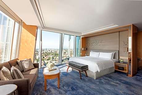 Premier Shard King Room