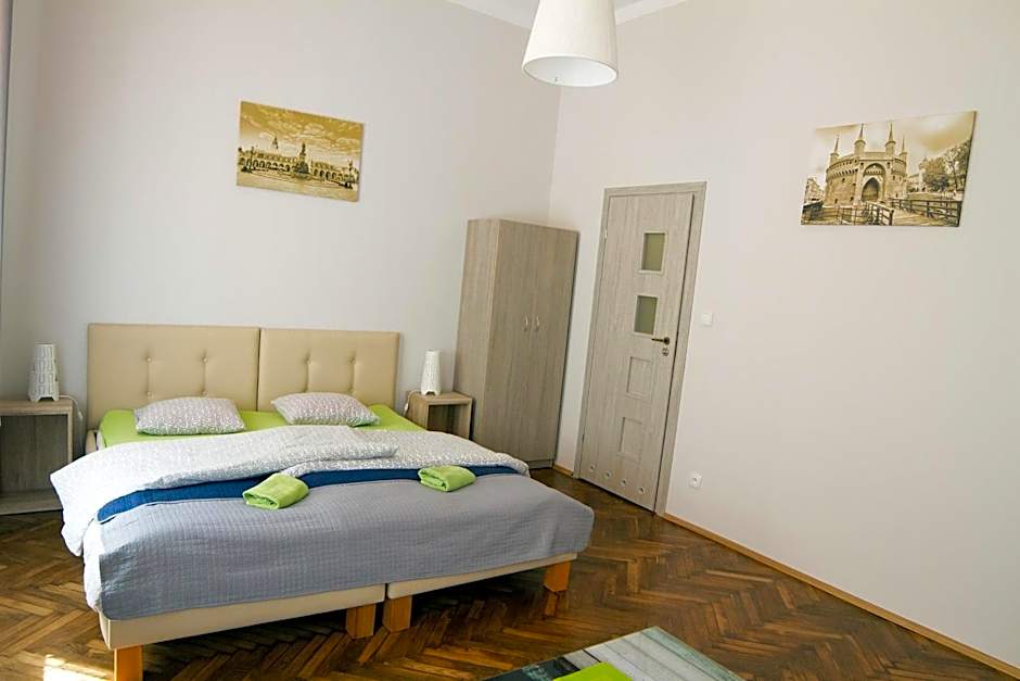 Dream Hostel & Apartments