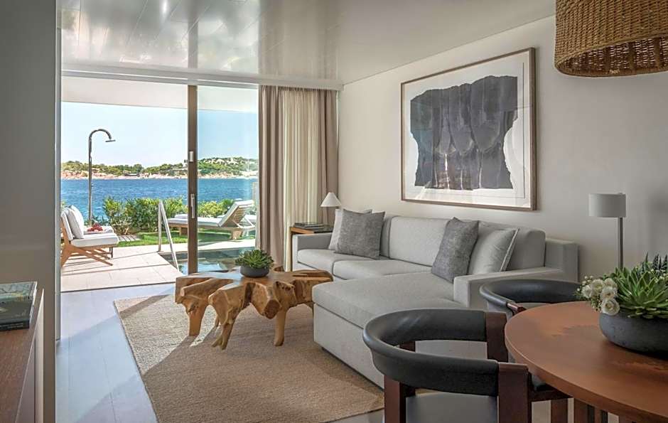 Four Seasons Astir Palace Hotel Athens