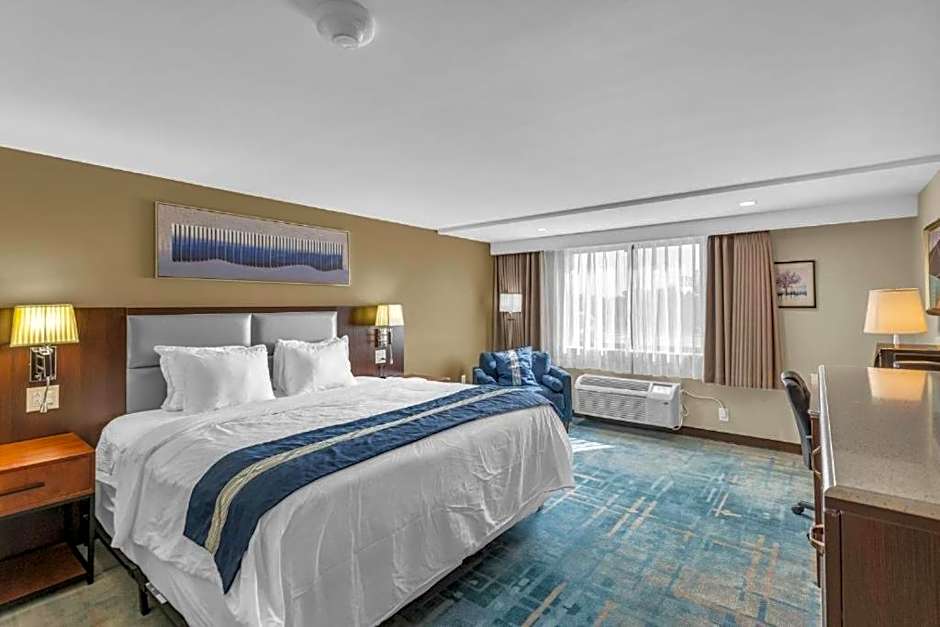 Baymont by Wyndham Kansas City North