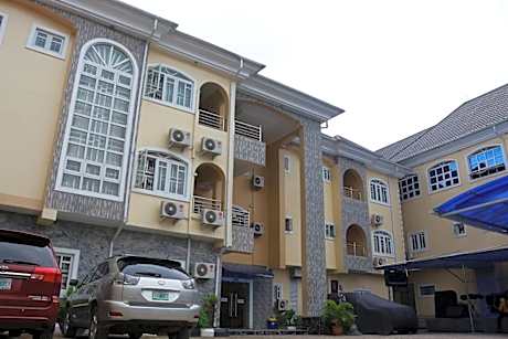 Resdon Hotel and Suites