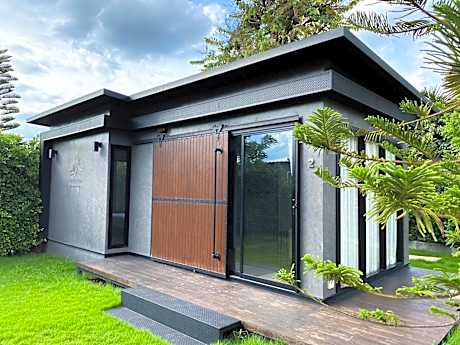 Ban Tontan Pyramid Resort 