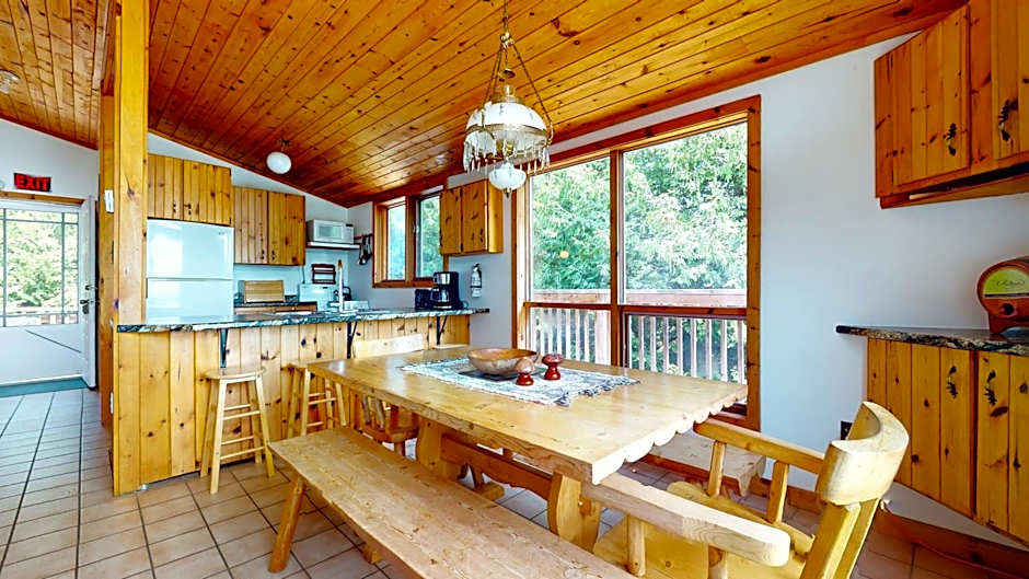 The Lookout - Waterfront Bliss near Tobermory