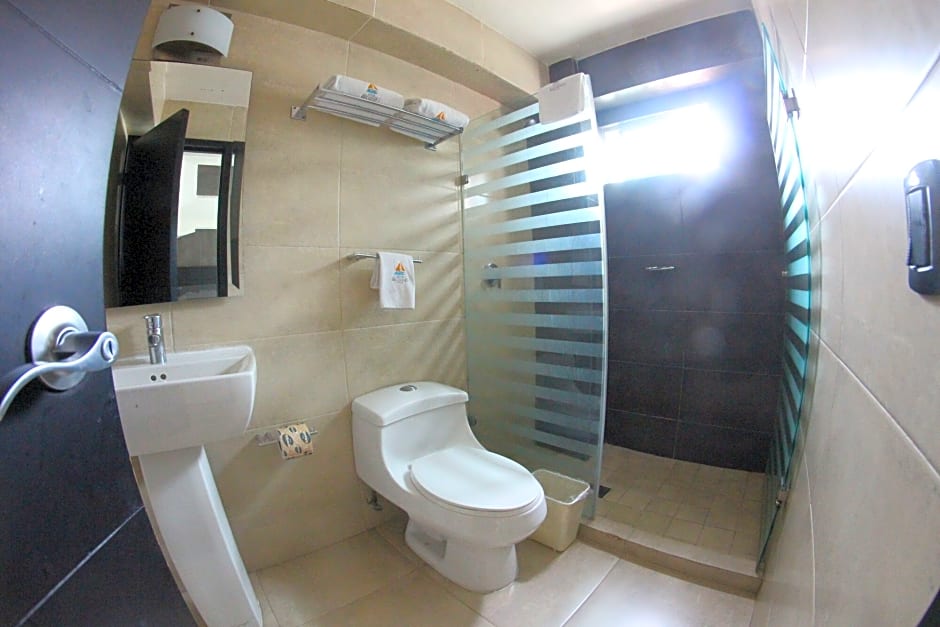Hotel Portonovo Plaza Malecón