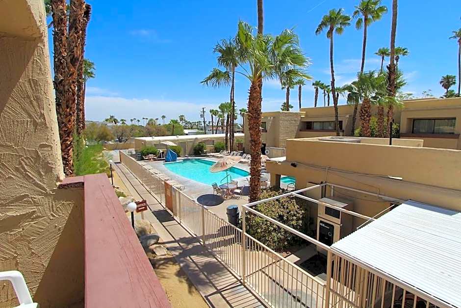 Desert Vacation Villas by VRI Americas
