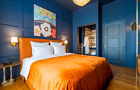 Deluxe Double Room with Balcony