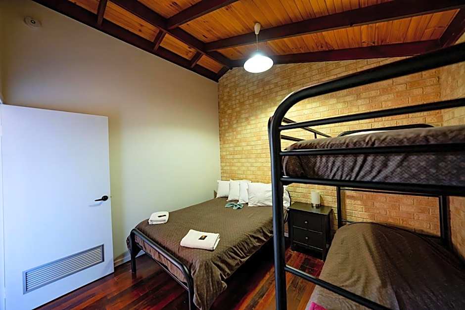 Esperance Foreshore Apartments