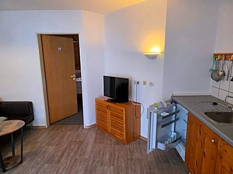 Apartment (3 Adults)