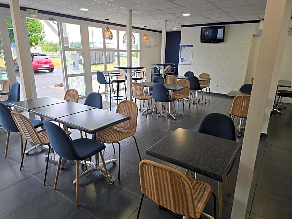 Brit Hotel Essentiel Poitiers Gare du Futuroscope