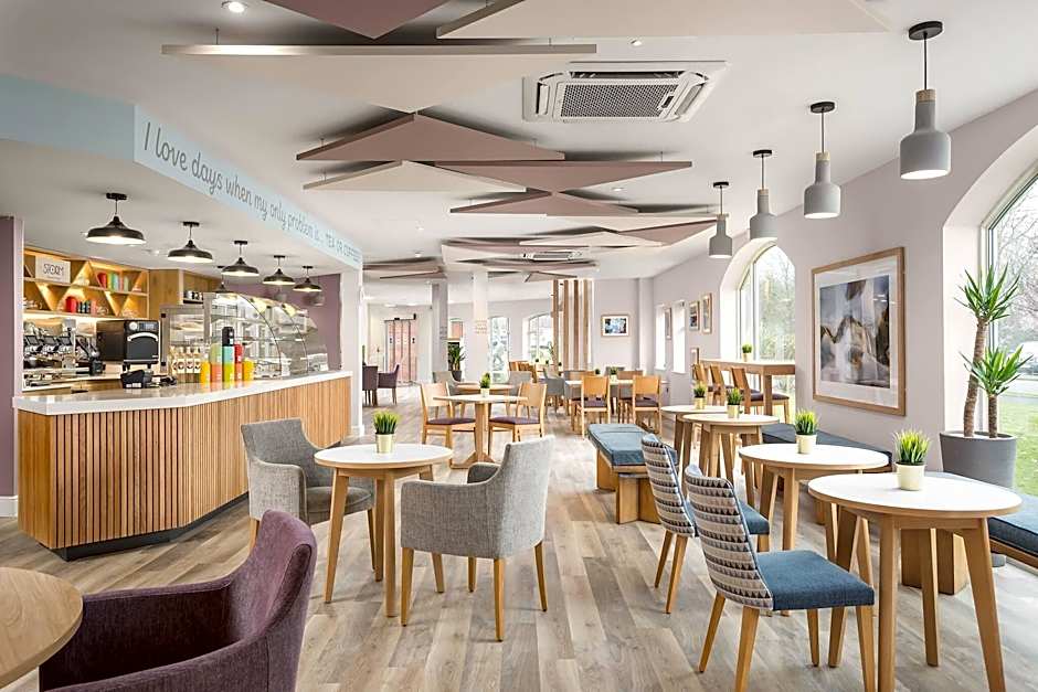 Lion Quays Hotel & Spa