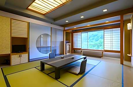 [Non Smoking]Japanese Room with bath and toilet(Saison Court)