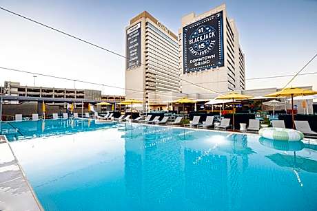 Downtown Grand Hotel & Casino