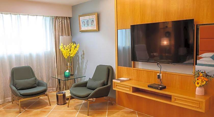 Jiangmen Gladden Hotel