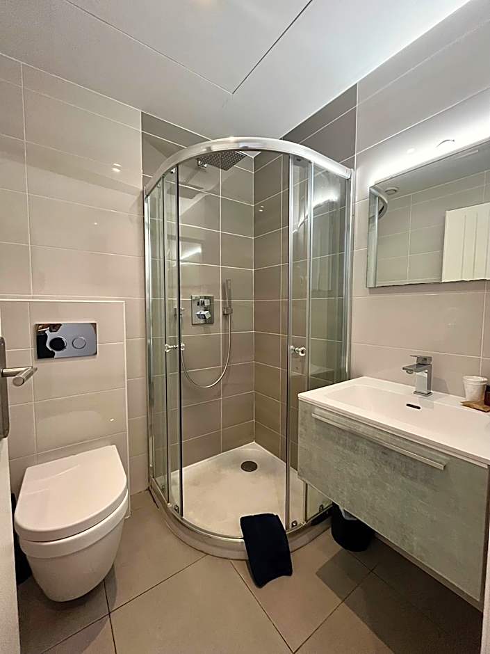 Hotel Flots d'Azur Promenade des Anglais