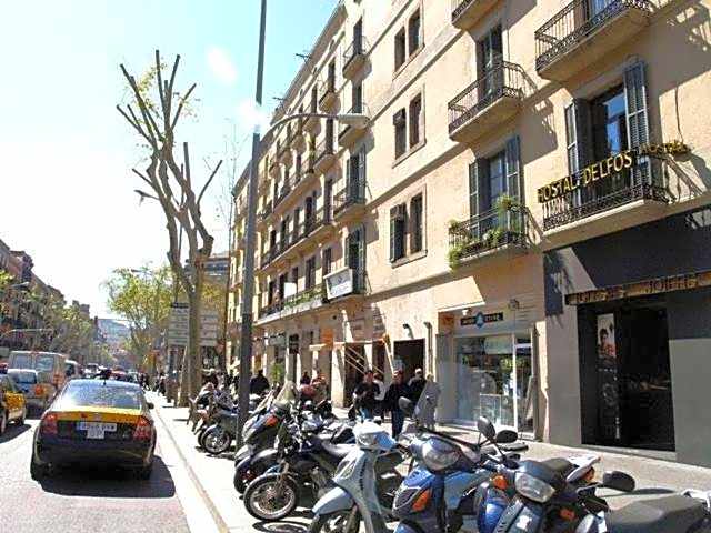 Hostal Delfos