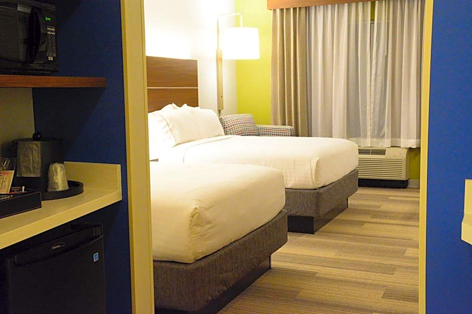 Holiday Inn Express & Suites Lexington Park California By IHG