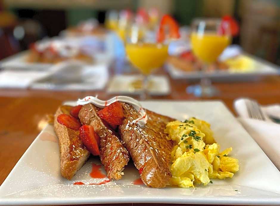 Admiral Farragut Inn