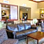Clarion Hotel & Suites Williston