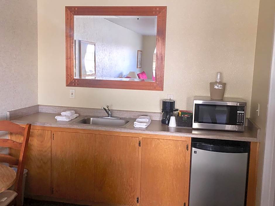 Gridley Inn & RV Park