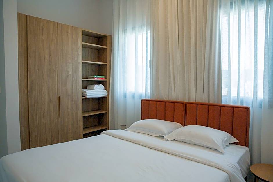 Larnaca LIV & CO Suites